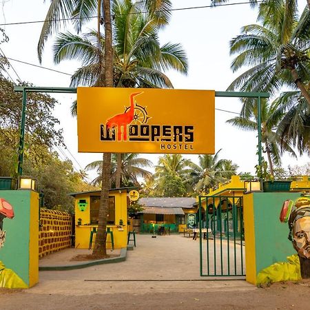 Whoopers Hostel Anjuna, Goa Zewnętrze zdjęcie