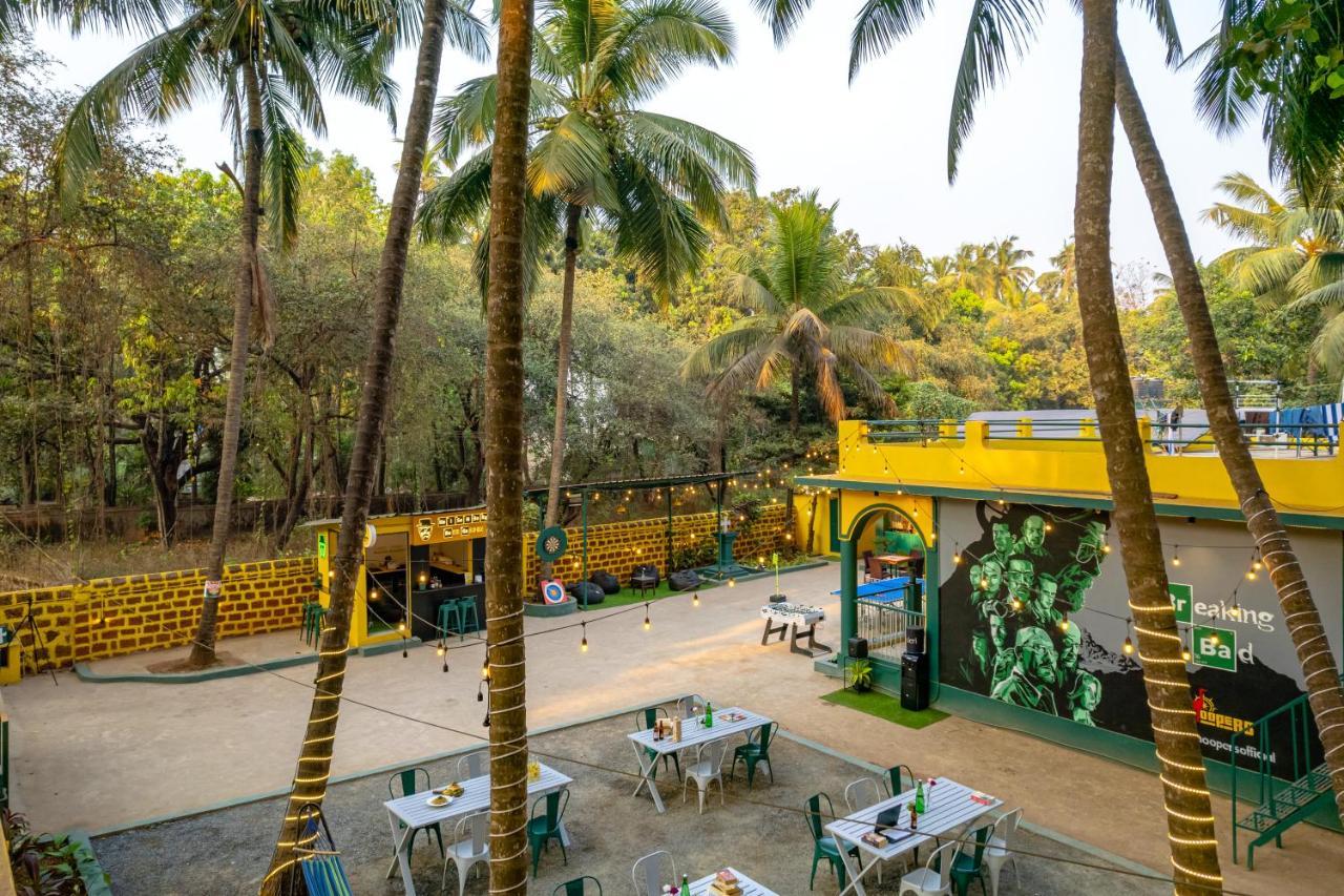 Whoopers Hostel Anjuna, Goa Zewnętrze zdjęcie